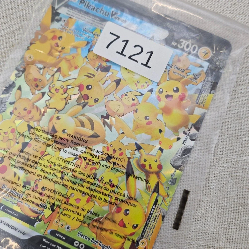 Pokemon Pikachu V-UNION Jumbo Card SWSH139-142 Star Promo Holo Rare 2021 (5